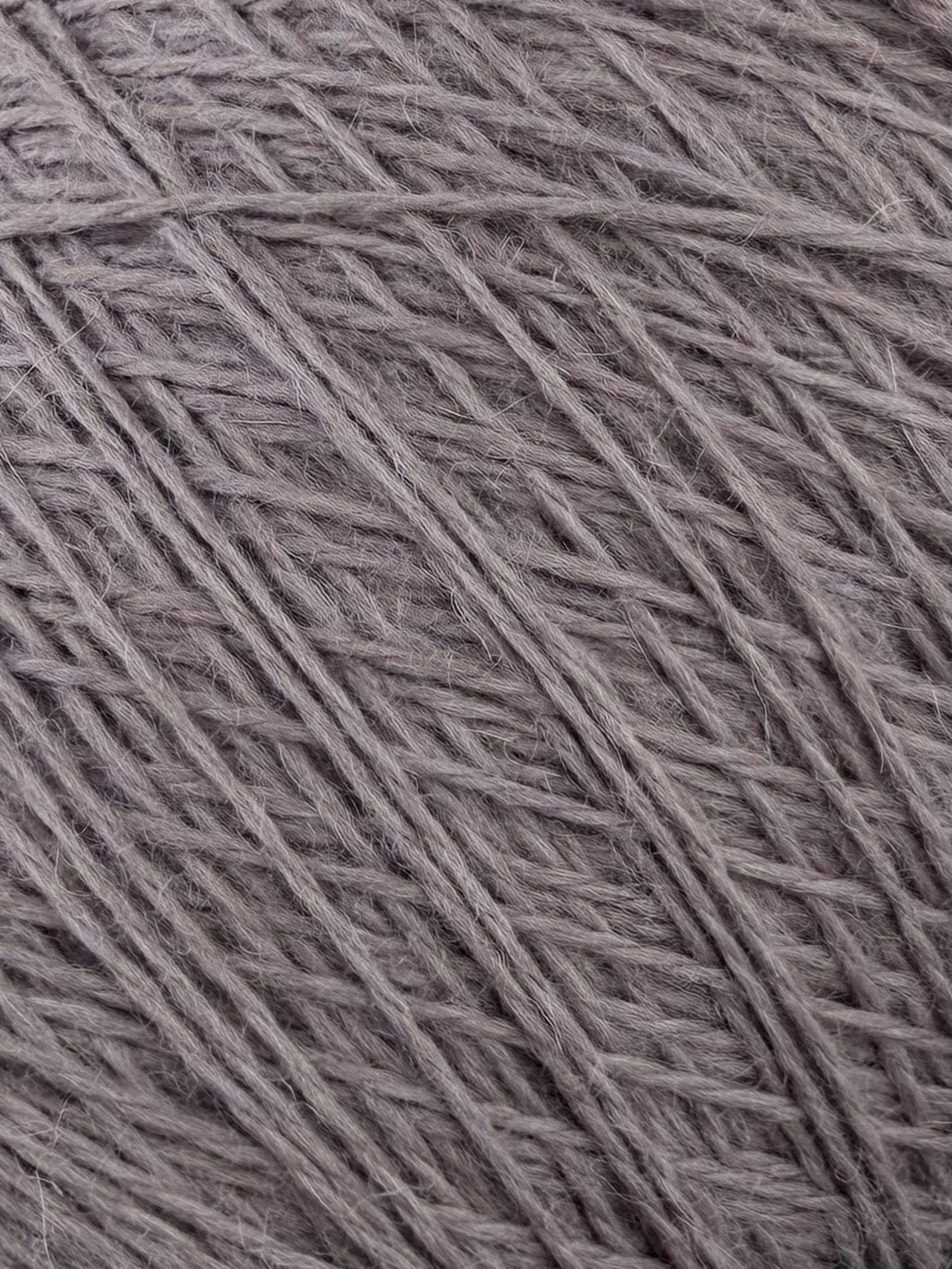 Di.Vè Norwaywool Nm 2/5 – Garn 100 % Wolle col. Pudriges Lavendel